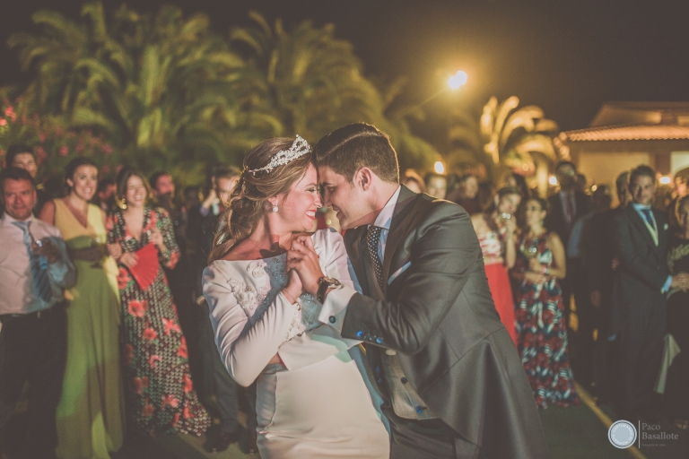 Baile de los novios en la boda. Fotógrafo Paco Basallote