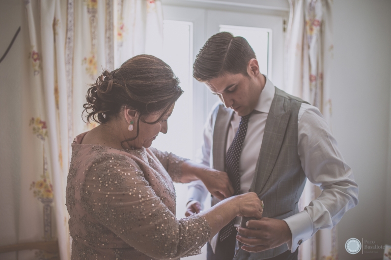 Preparativos de la boda, fotografia del novio.