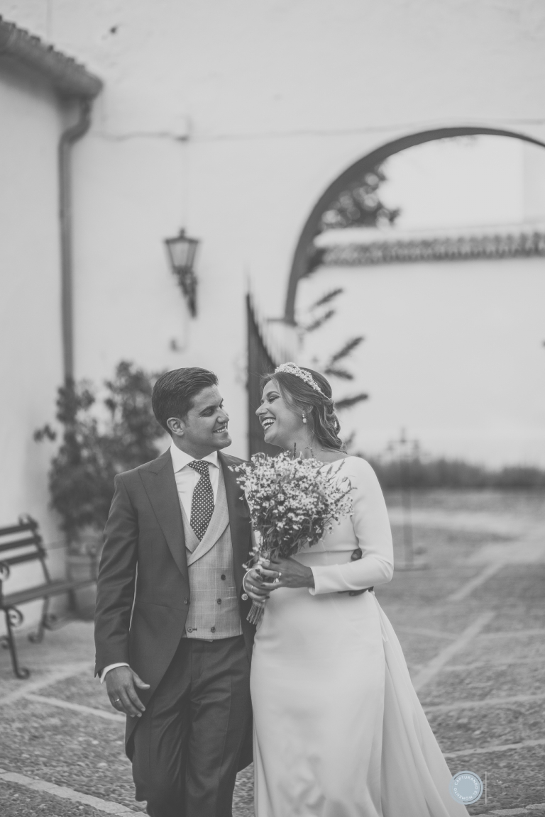 Fotografía de boda con encanto en blanco y negro de Paco Basallote